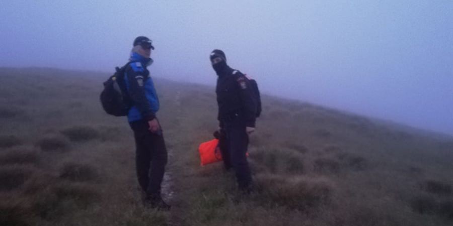 Două turiste ucrainene rătăcite în Parcul Munții Rodnei au fost găsite tefere de salvatorii montani