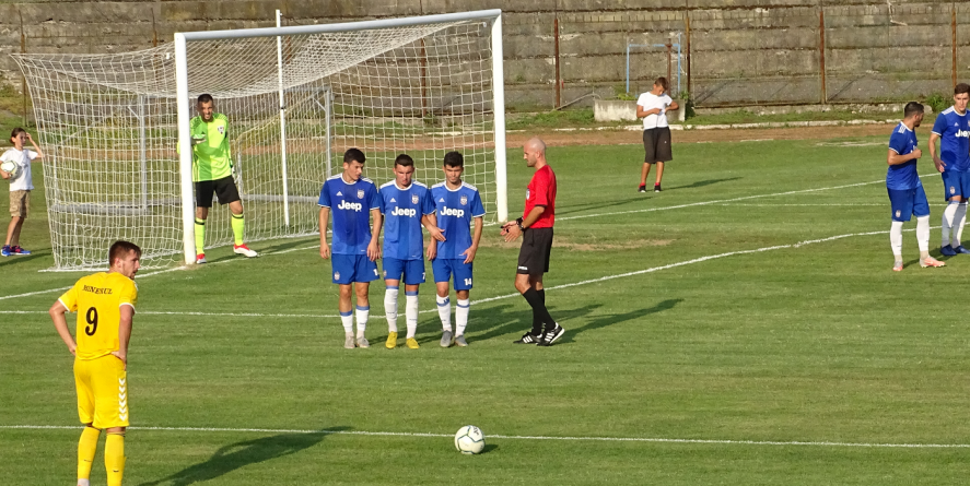 În meciul de Cupa României, Recea a primit două penalty-uri, o eliminare și o… calificare