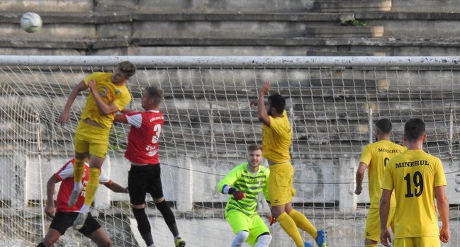 Minerul Baia Mare începe sezonul cu o înfrângere surprinzătoare