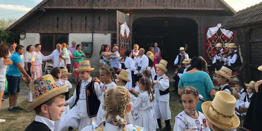 Întoarcerea la obârșii – întâlnire cu fiii satului la Mireșu Mare