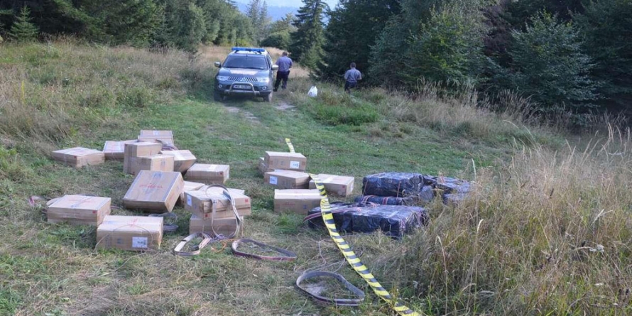 Altă zi, alte țigări de contrabandă, dar același scenariu