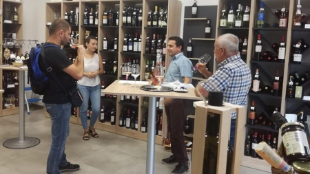 Marțea sticlelor deschise