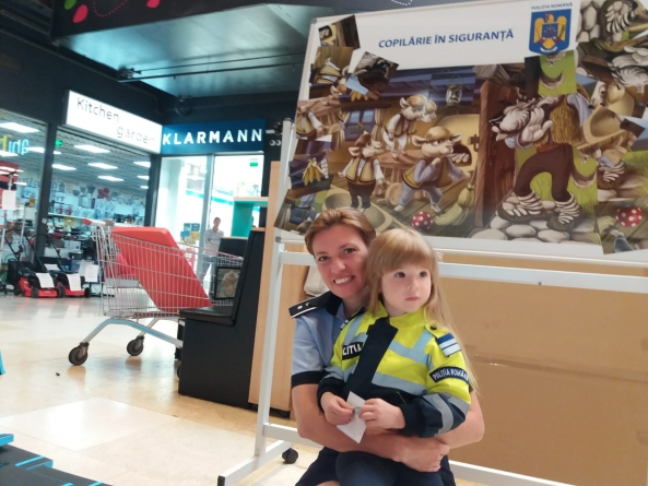 Sfaturi pentru copii în campania ”10 pentru siguranță” (GALERIE FOTO)