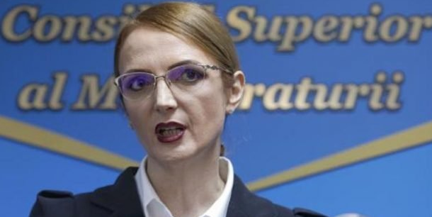 O întrebare des întâlnită în domeniu: ”Penalul ține în loc insolvența?”