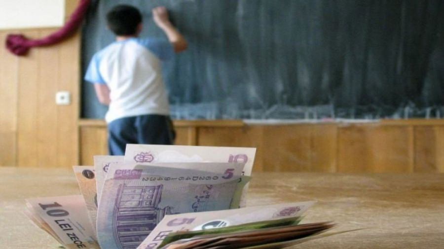 A început înscrierea pentru „Bani de liceu”