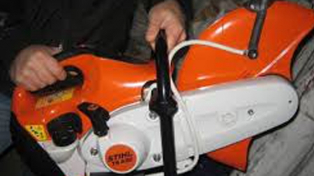 A vândut repede drujbele furate la preț de chilipir, dar  tot repede a și fost prins