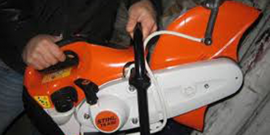 2 în 1: s-a dus la furat cu mașina, dar n-avea permis