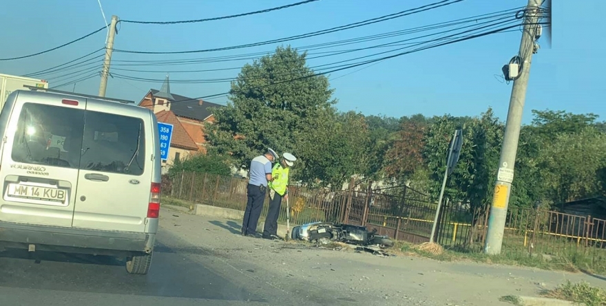 Alt conducător moto, victimă a unui accident rutier
