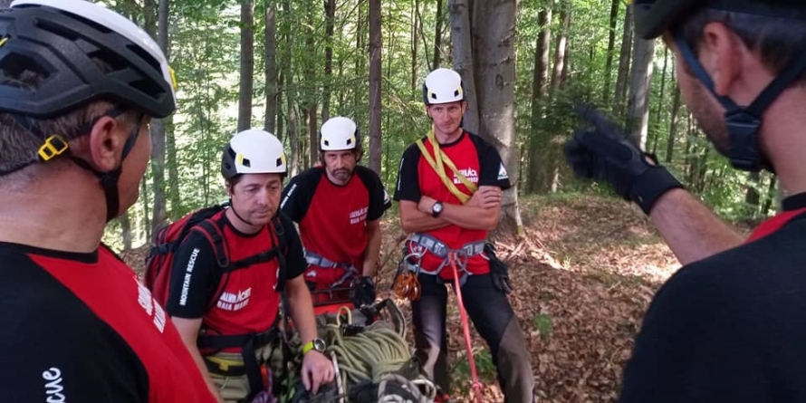 Intervenții  – dar și antrenamente – speciale ale salvamontiștilor