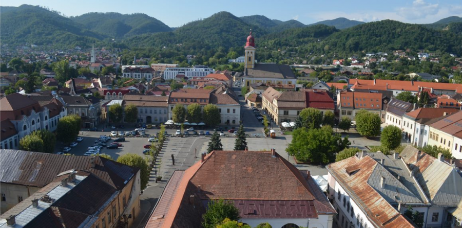 Expoziția foto ”Găsește-ți locul în oraș”
