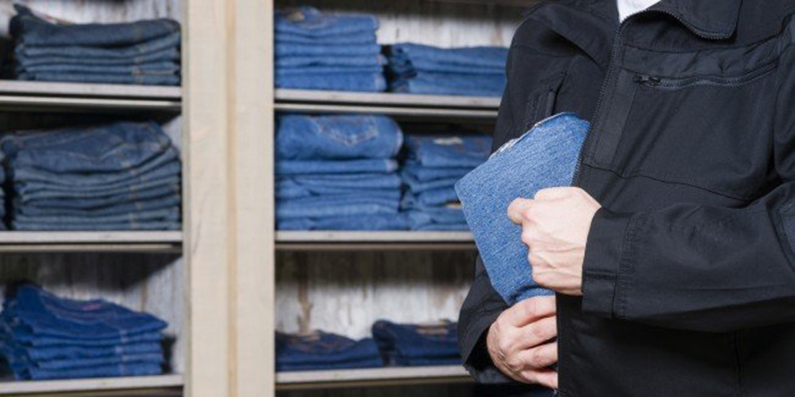 Hoți prinși înainte să apuce a se bucura de bunurile furate