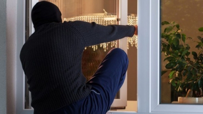 Polițiștii atrag atenția: Hoții nu sunt în vacanță!