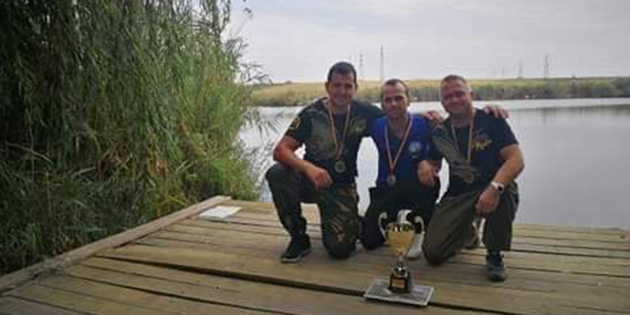 Pompieri maramureșeni campioni și la pescuit (GALERIE FOTO)