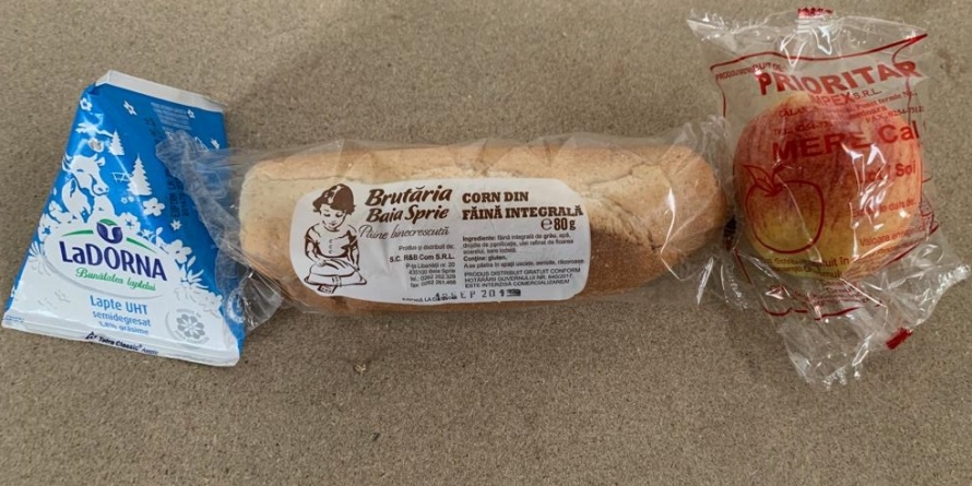 Cine furnizează ”laptele și cornul” în Maramureș