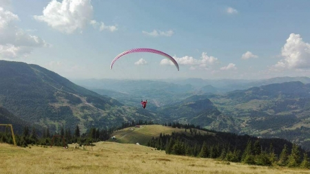 Curs de zbor cu parapanta pentru începători