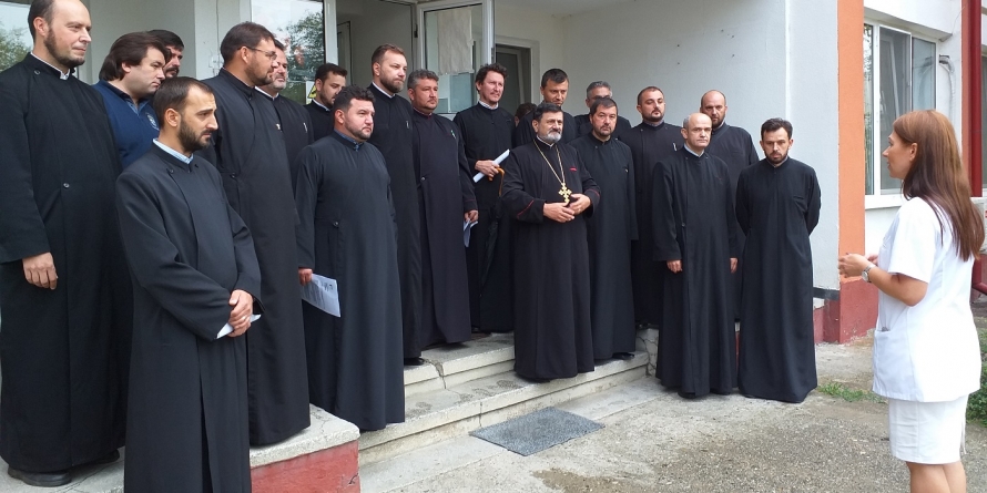 Preoții  și militarii băimăreni au donat sânge