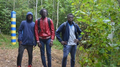 Veneau din Coasta de Fildeş și Guineea, au fost opriți în România și trimiși în Ucraina