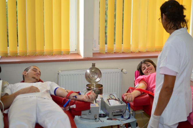 Angajați ai Spitalului TBC Baia Mare au donat sânge