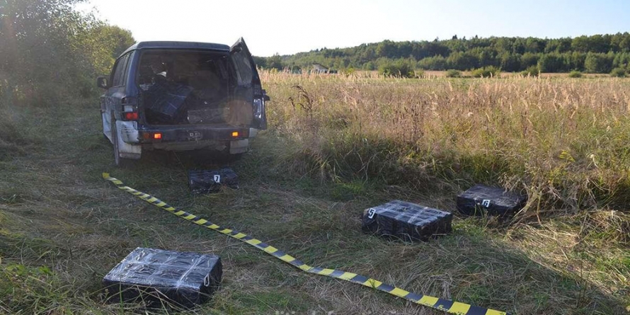 Focuri de avertisment, țigări confiscate, mașini indisponibilizate și ucraineni – unii reținuți, alții scăpați