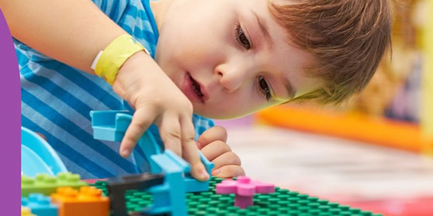 Atelier de creație și expoziție de cărămizi colorate la Value Centre