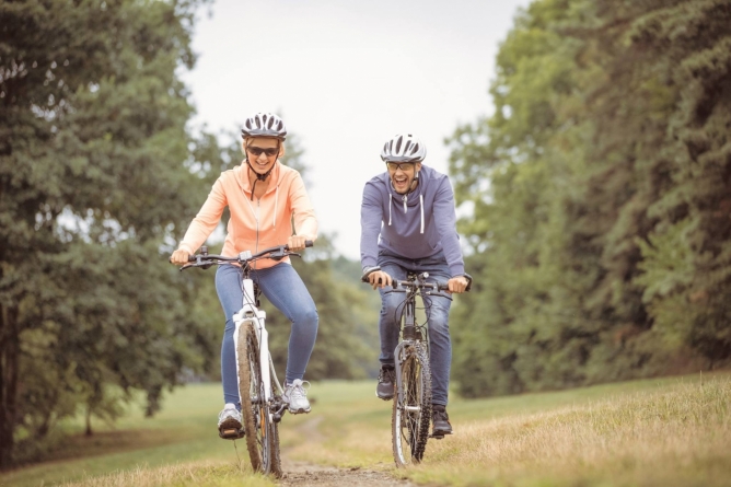 Pedalează pentru a ajuta o familie defavorizată