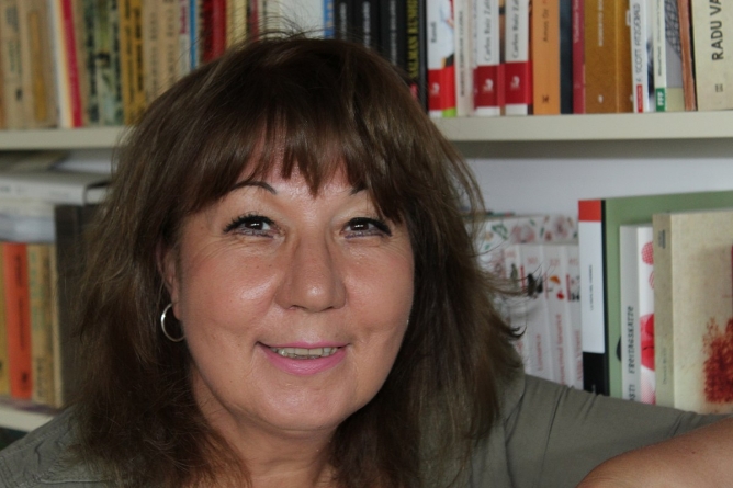 Lansare de carte și vernisaj la Biblioteca Județeană