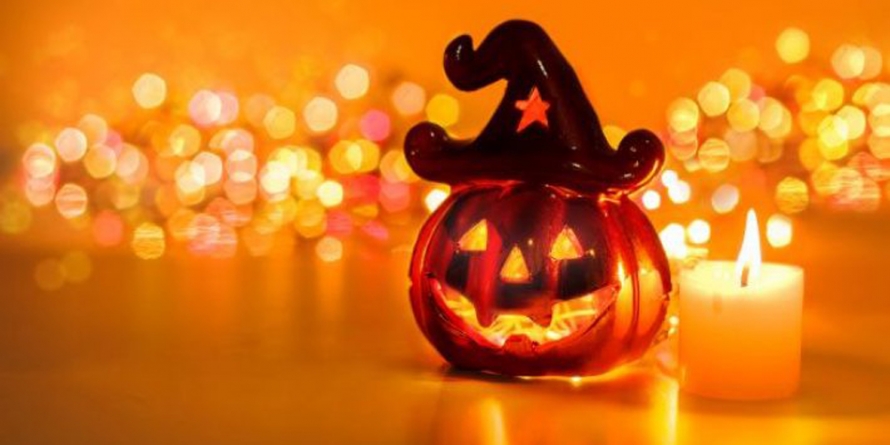 Concursuri, ateliere și jocuri de Halloween