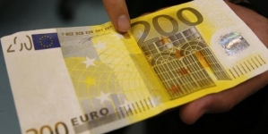 Maramureș: Un fost ofițer de poliție de frontieră a fost condamnat definitiv pentru infracțiuni de corupție. Vezi ce a făcut