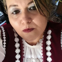 A plecat din Vișeu ca să câștige mai bine. După 12 ani de Italia nu au rămas de la ea nici bani pentru a fi repatriată în sicriu (GALERIE FOTO)