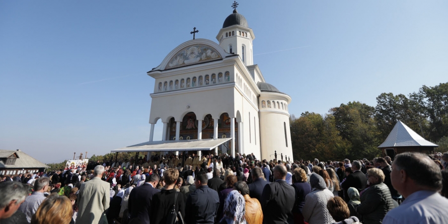 A fost târnosită „Catedrala Codrului” (GALERIE FOTO)