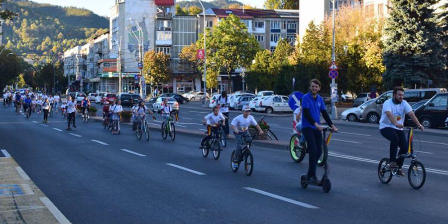 Cursa caritabilă „Roți pentru viață”