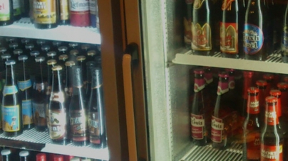 Au furat – de sete – 10 sticle cu bere și acum înghit în sec
