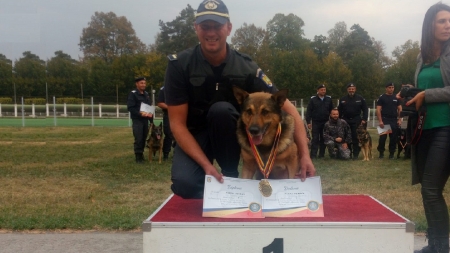 Toader Koman – câinele Athos,  două titluri naționale la Campionatul de dresaj al câinilor de serviciu (VIDEO)