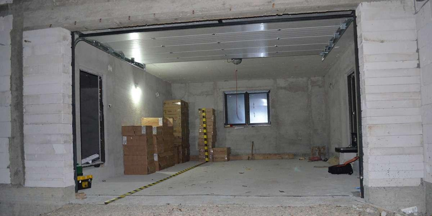 Captură de peste 85.000 de euro dintr-o casă aflată în construcție