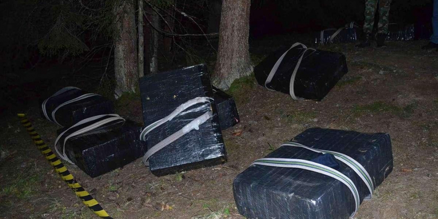 Micii traficanți de țigări sunt amendați, cei mari scapă cu… fuga