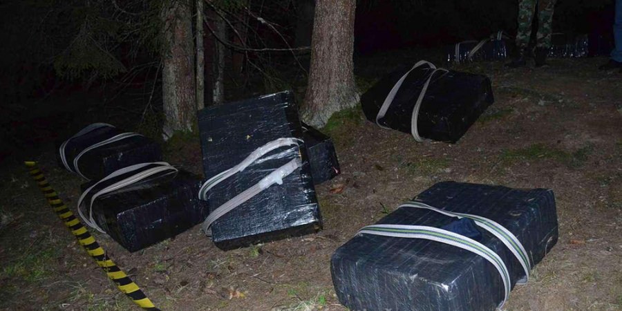 Micii traficanți de țigări sunt amendați, cei mari scapă cu… fuga