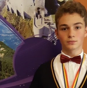 O nouă performanță: Șincaistul Traian Rareș Tuș a a obținut medalia de argint la cea de-a treia ediție a Balcaniadei de Fizică