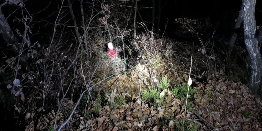 Un turist ceh, căzut cu ATV-ul într-o prăpastie de 60 de metri, a fost salvat printr-o intervenție la care a participat și un elicopter