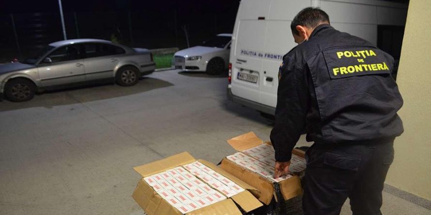 Țigări de contrabandă abandonate în zona frontierei