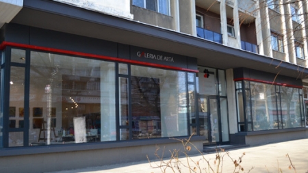 Picturile realizate în Tabăra Internațională „Culori Unite în Maramureș”, prezentate la Galeria de Artă UAP