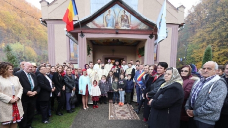 După 81 de ani, un ierarh a  liturghisit în Handalul Ilbei
