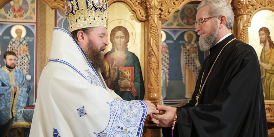 Unde slujesc duminică Întâistătătorii episcopiei
