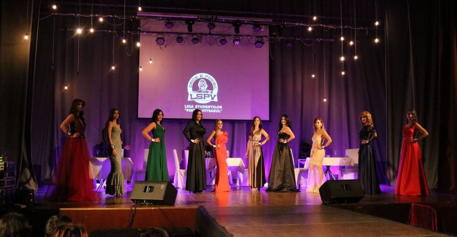 Zece concurente își vor disputa titlul Miss Universitaria 2019 într-un show cu tentă vintage