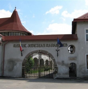 Festivalul de Teatru „Aproape” Baia Mare vine la Muzeul Județean de Istorie și Arheologie Maramureș