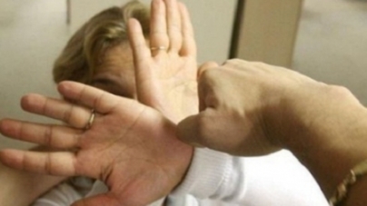 A ajuns după gratii după ce a recidivat în a-și amenința și lovi mama