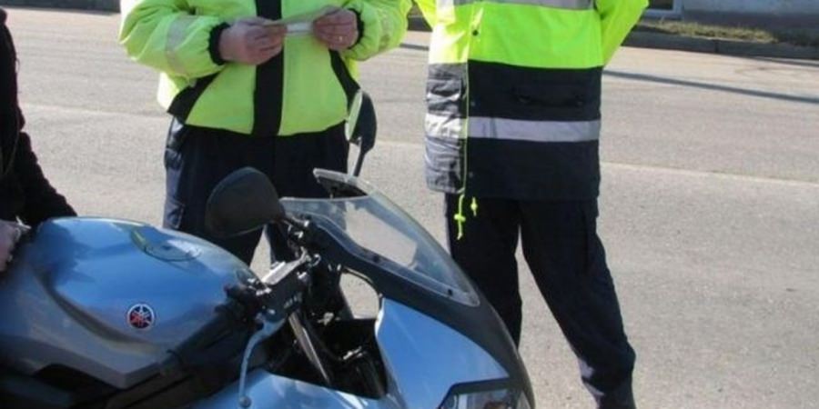 Maramureșean cercetat penal după ce i-a încredinţat scuterul fiului său minor