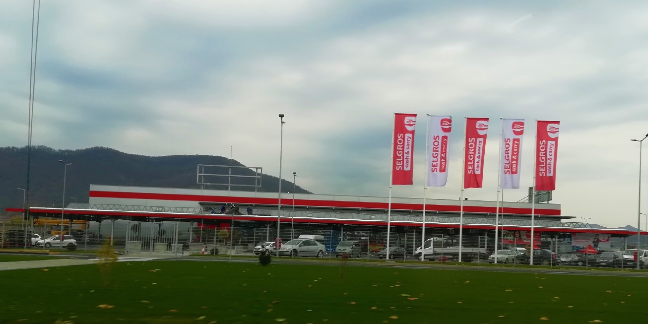 Premii Oferite La Deschiderea Hypermarketului Selgros Din Baia Mare