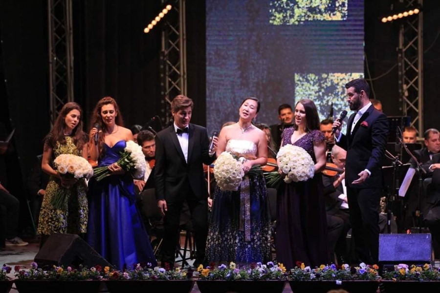 Susținut de una dintre cele mai talentate cântărețe de operă din România, băimăreanul Titus Pop promite o carieră artistică de excepție