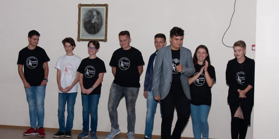 A II-a ediție a Cenaclului Cultural „Tinerii Clasici”