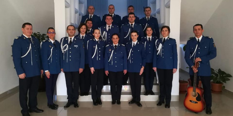 Magia Crăciunului răspândită de Corala Militară „Pintea Viteazul” (VIDEO)